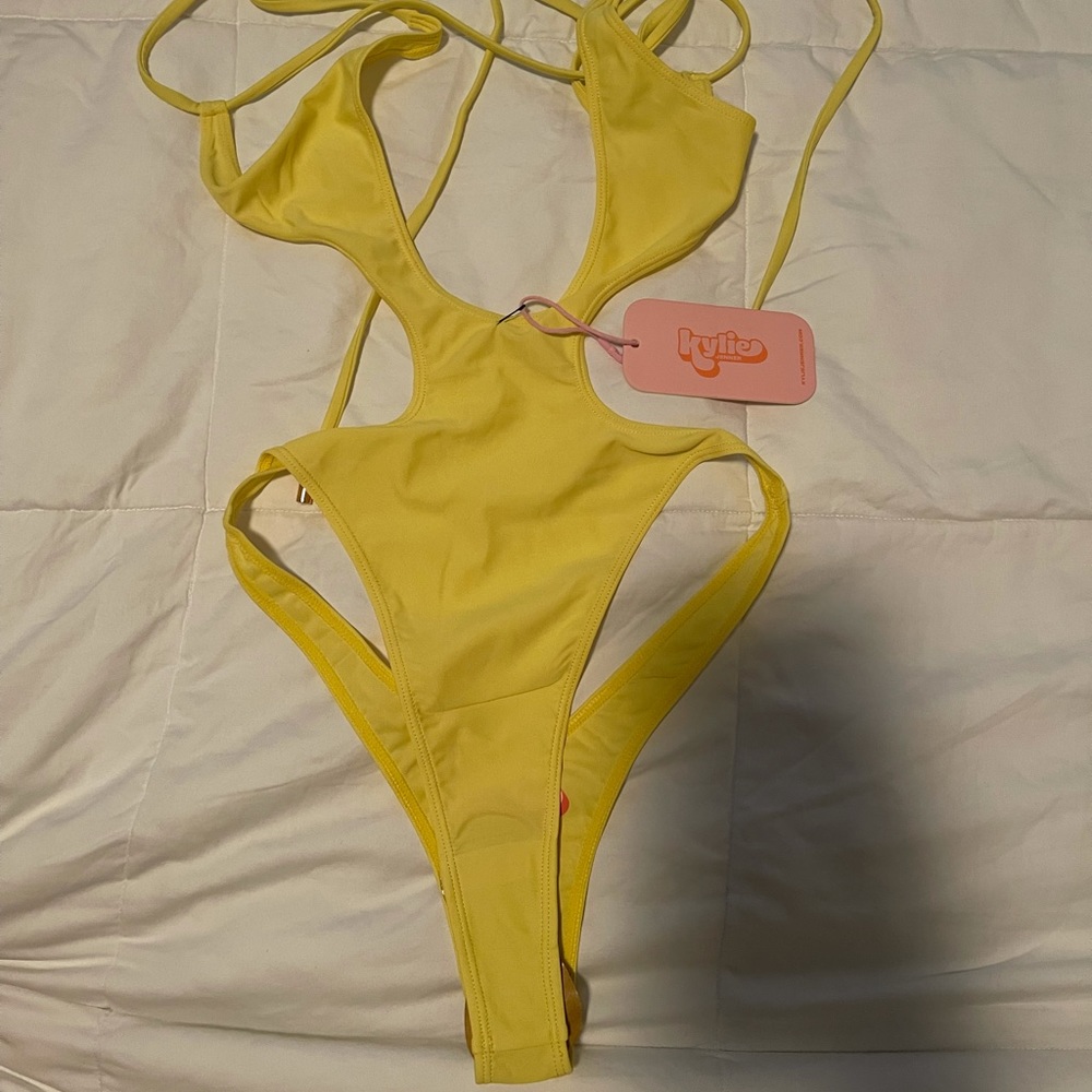 Kylie Swim